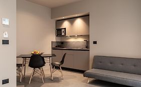 Amare Suite & Apartments